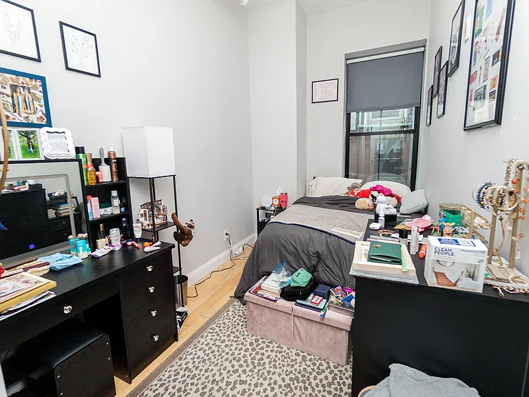37 Temple Pl — Photo 7