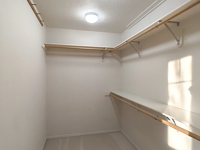 6229 NE Chestnut St — Photo 16