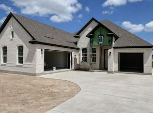 3727 Moru Oak Drive, Seguin, TX 78155