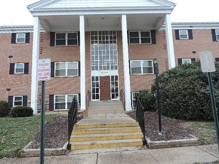 120-4 Washington St NE #B10 — Photo 1
