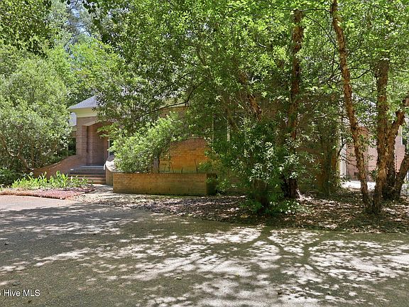 3rd image of 103 Rappahannock Drive