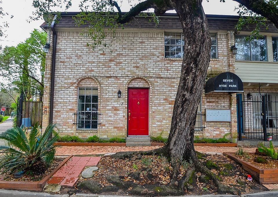 1st image of 7 Hyde Park Blvd APT 2