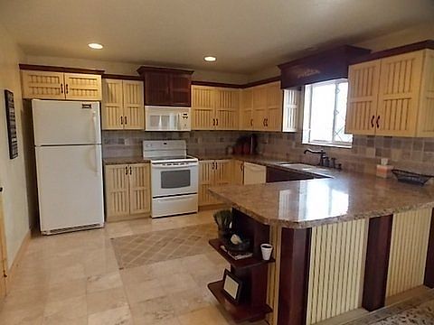 3rd image of 2076 S Cottage Ln