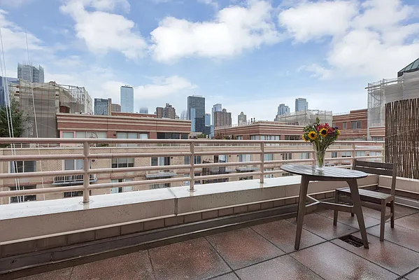Sold by Compass | media 26