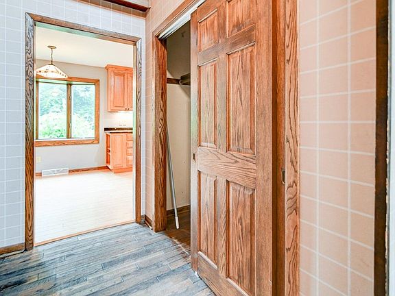 2nd image of 5334 Comanche Way