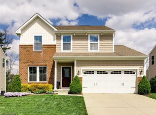 3127 Liberty Ledges Dr, Twinsburg, OH 44087