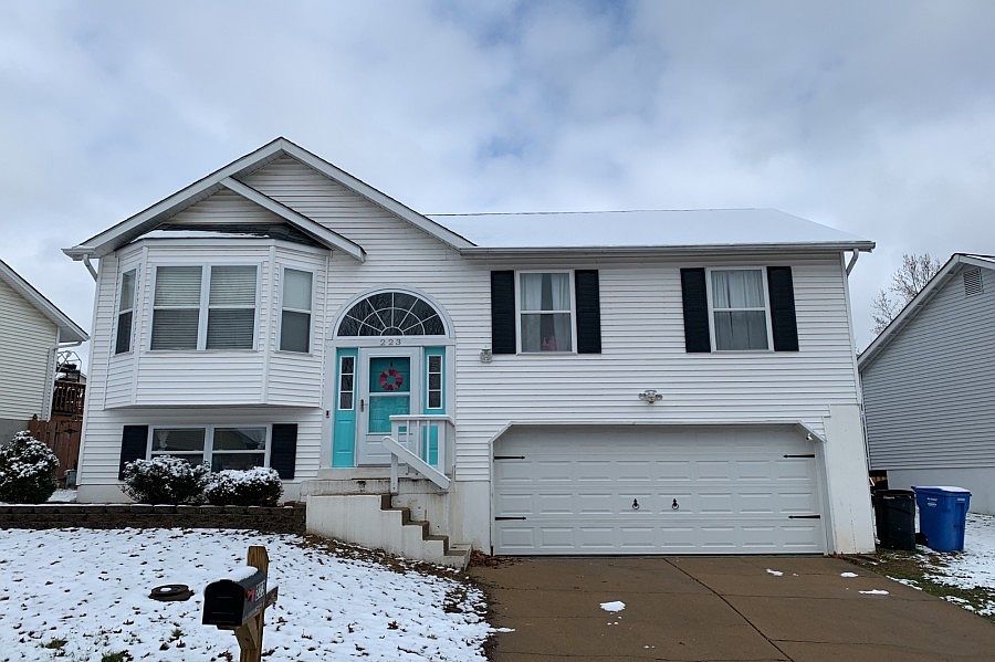 1st image of 223 Bracadale Ave