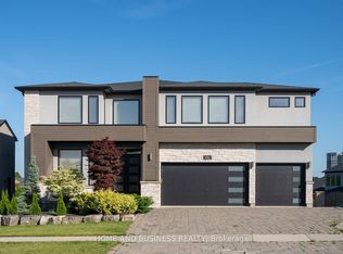 1010 Longworth Rd, London, ON N6K 0C9