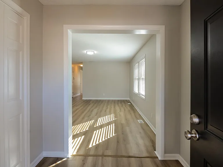 5291 Villa Ct — Photo 3