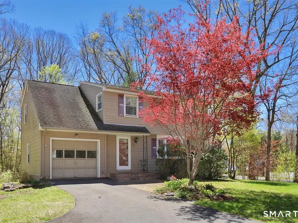 40 Wapping Wood Road, Ellington, CT 06029