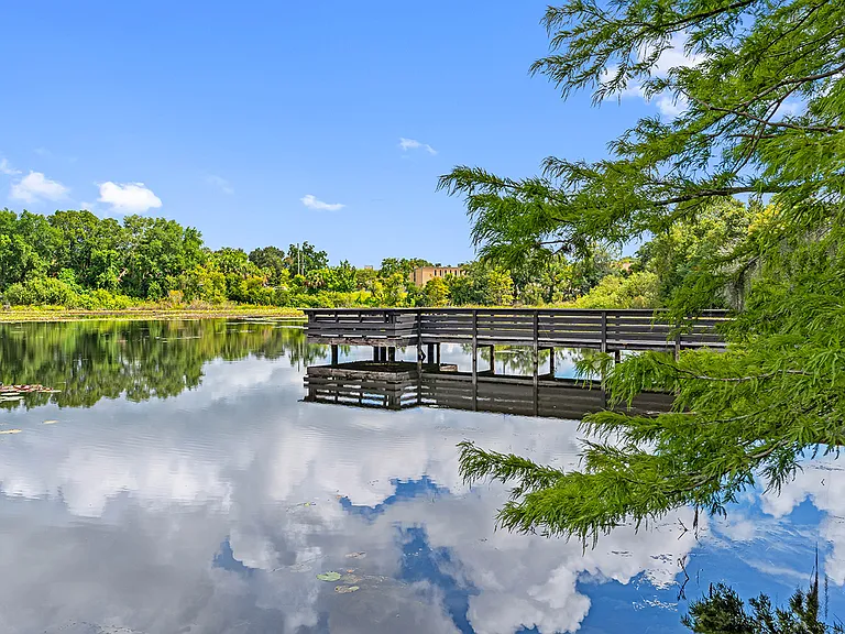 Cortland Mirror Lake — Photo 33