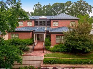 8 Broadview Ter, Little Rock, AR 72207