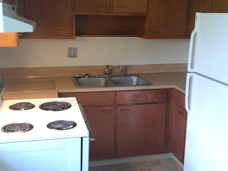 4275 E Iliff Ave — Photo 3