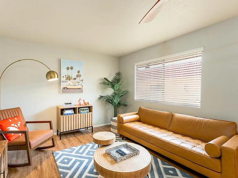 2291 McCulloch Blvd N #7 — Photo 1