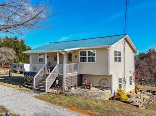 1232 Harold Patterson Rd, Dandridge, TN 37725