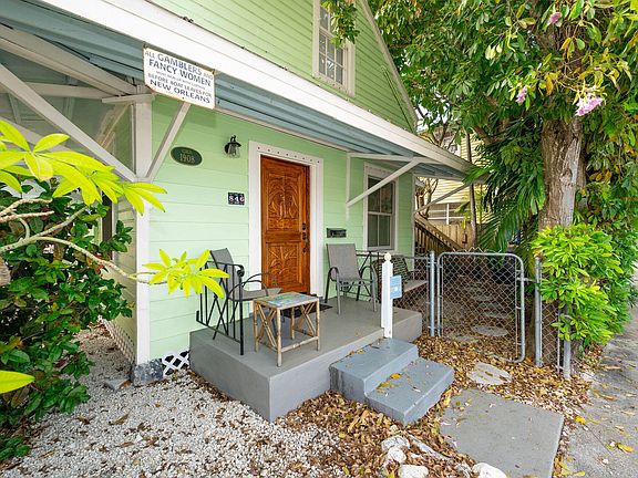 4th image of 846 Olivia St