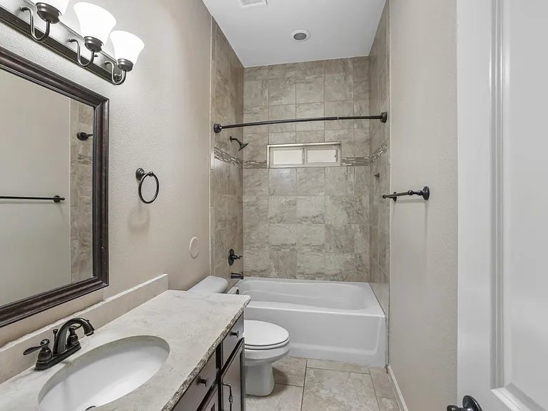 14676 Ava Leigh Ave — Photo 17