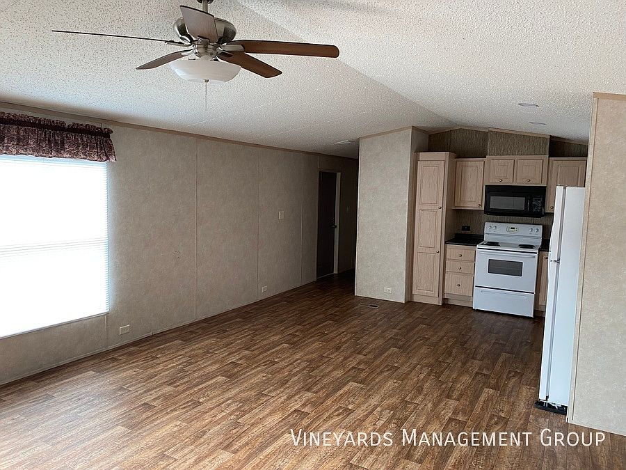 2nd image of 1044 Wildwood Dr #148A