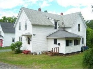 27 Laurel St, Whitefield, NH 03598