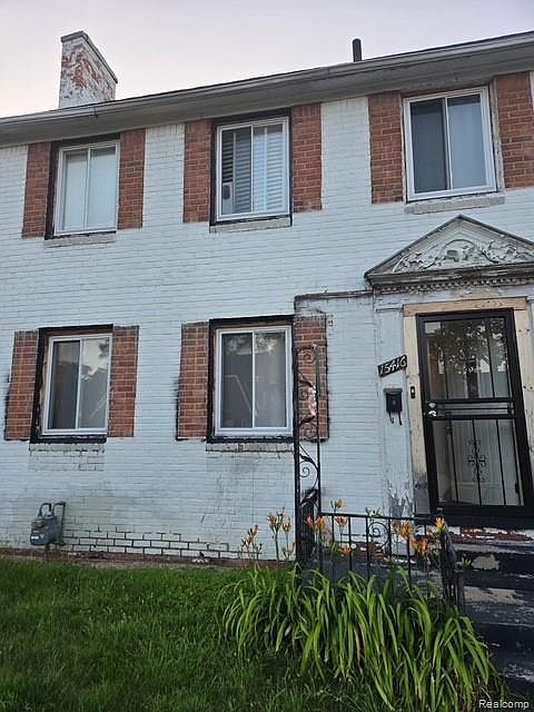 2nd image of 15416 Ward Avenue