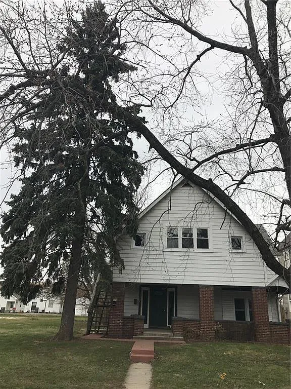 1418 E Bradbury Ave photo 1