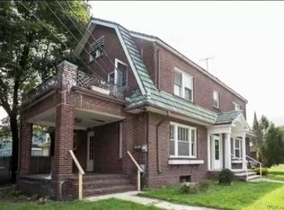 65 E Maltbie Ave, Suffern, NY 10901