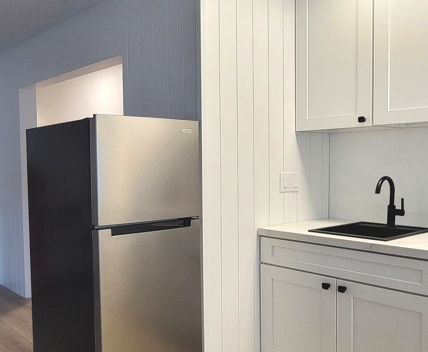 1 bed, 724 sqft, $2,250 — Photo 3