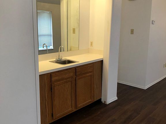 4th image of 4317 Elliott Oaks Dr
