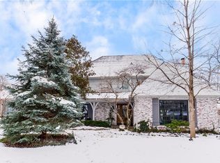 12610 Cherokee Ln, Leawood, KS 66209