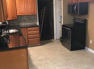 3625 Fenwick Cir, Flint, MI 48503