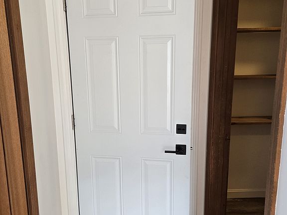 Entrance coming into Apartment