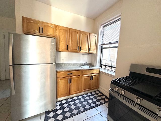 1st image of 38-14 Astoria Blvd S #3