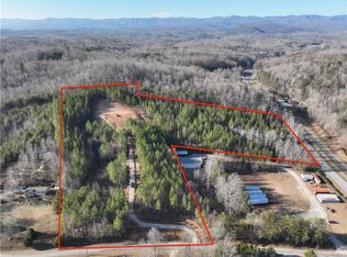 38 Old Plantation Rd, Travelers Rest, SC 29690