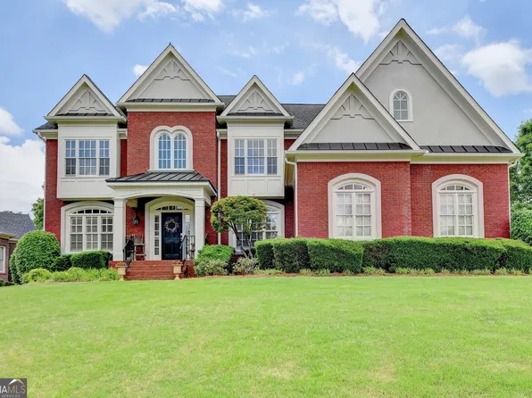 266 Prestbury Ct, Suwanee, GA 30024