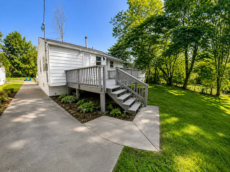 448 Midlothian Rd — Photo 18