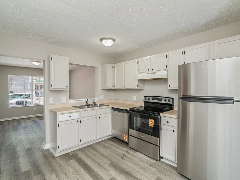 1210 Pin Oak Dr — Photo 6