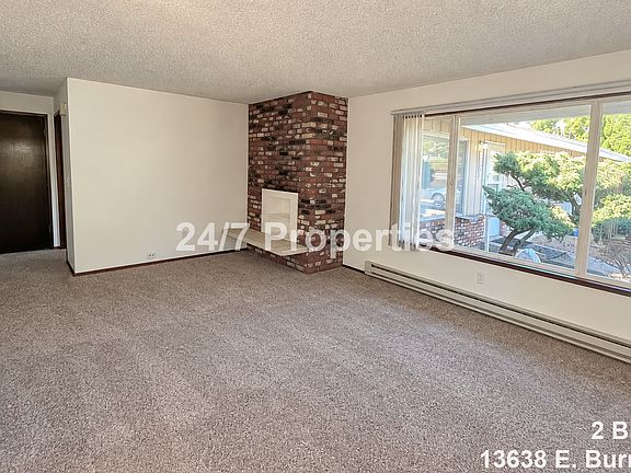4th image of 13636 E Burnside St #13638
