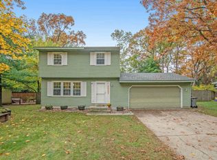 2519 Rudgate Dr NW, Grand Rapids, MI 49544