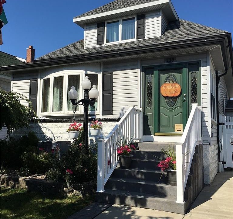 1st image of 138 Bloomfield Ave
