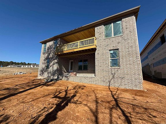 3rd image of 43 Mountain Brook Rd