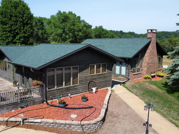 21957 Uu Ave, Eldora, IA 50627