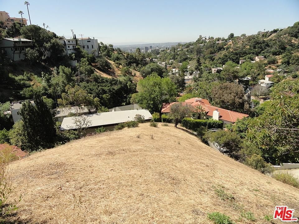 1st image of 2766 Westshire Dr