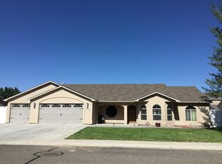 877 Darcy Jo Ln, Fruita, CO 81521