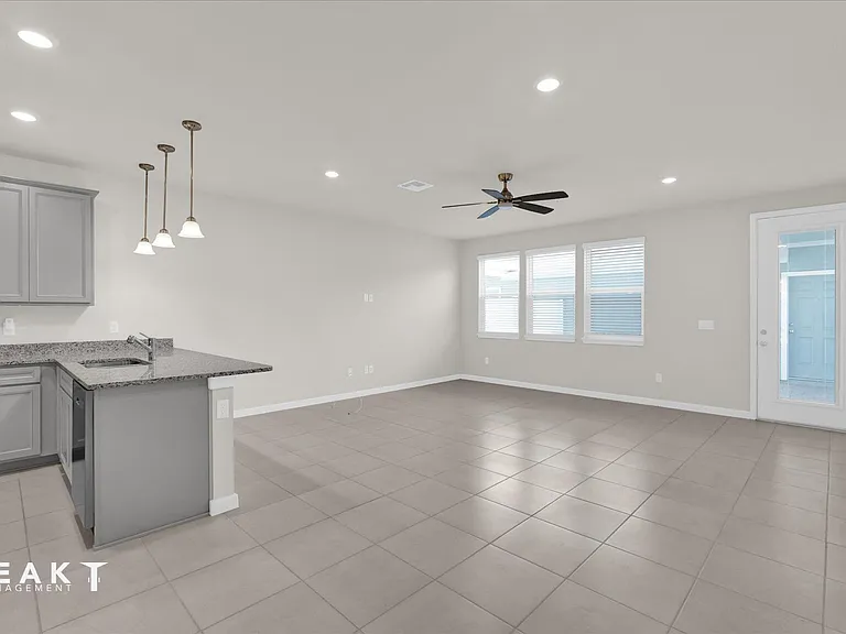 10877 Wooded Acre Aly — Photo 2