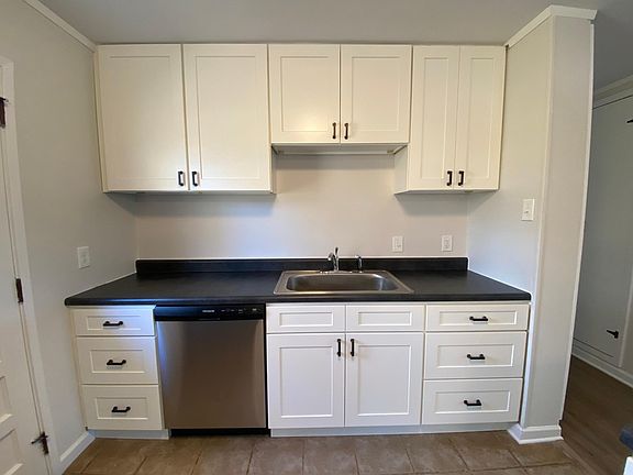 5th image of 1301 Timbergrove Dr