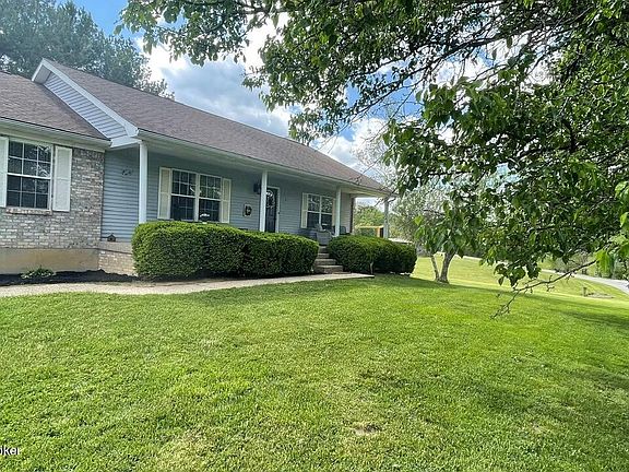 2nd image of 519 Kelly Dr