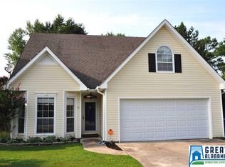 312 Laurel Woods Ln, Helena, AL 35080