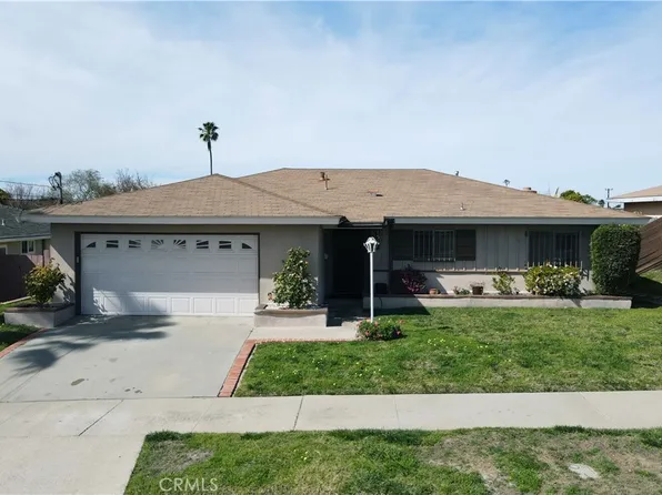 151 Edgewood Dr, Oceanside, CA 92054
