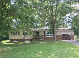 12567 Blackberry Hills Ln, Marion, IL 62959