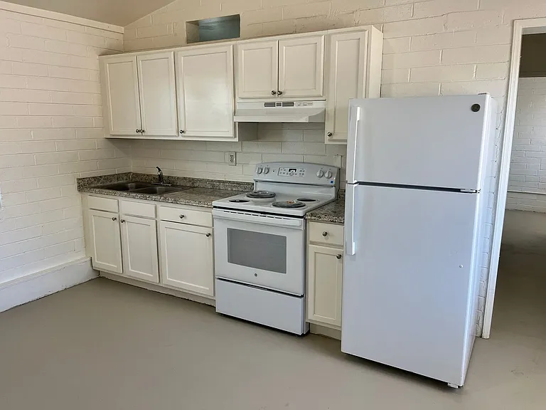 1347 E Benson Hwy — Photo 13